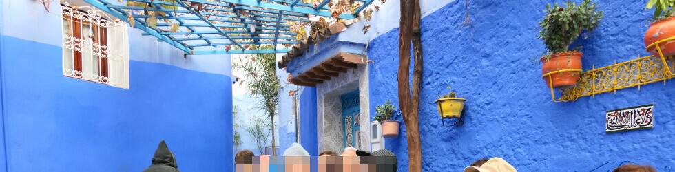 モロッコの青の街のシェフ シャウエン観光の様子とお土産店の画像と街内のレストランでのランチについて教えます